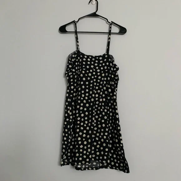 h&m daisy dress - Picture 3 of 4